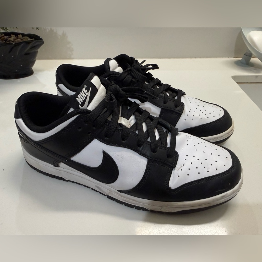 Nike Black and White Kids Sneakers